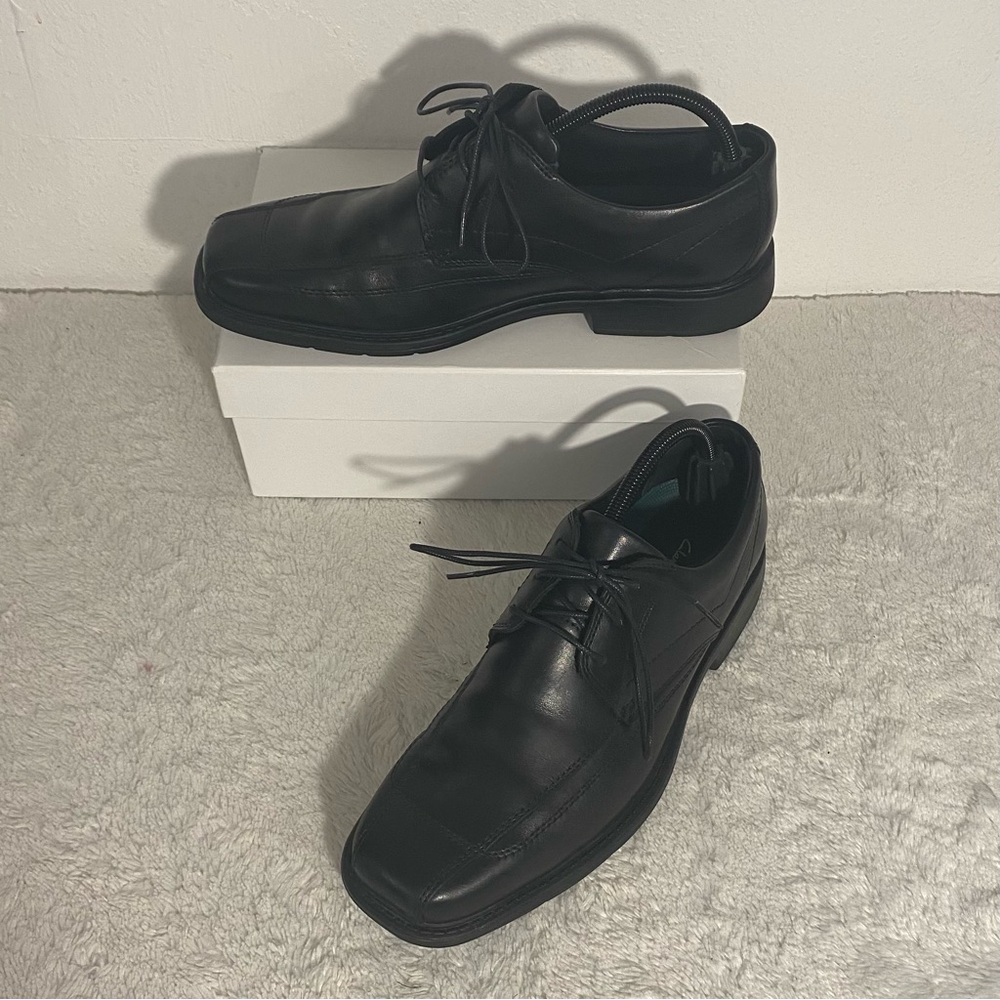 Clarks Newman Black Leather Bike Toe Oxfords Men’s Size 9.5M